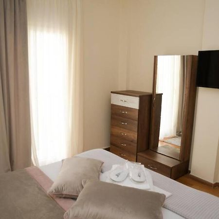 Strata Deluxe Apt. سالونيك المظهر الخارجي الصورة
