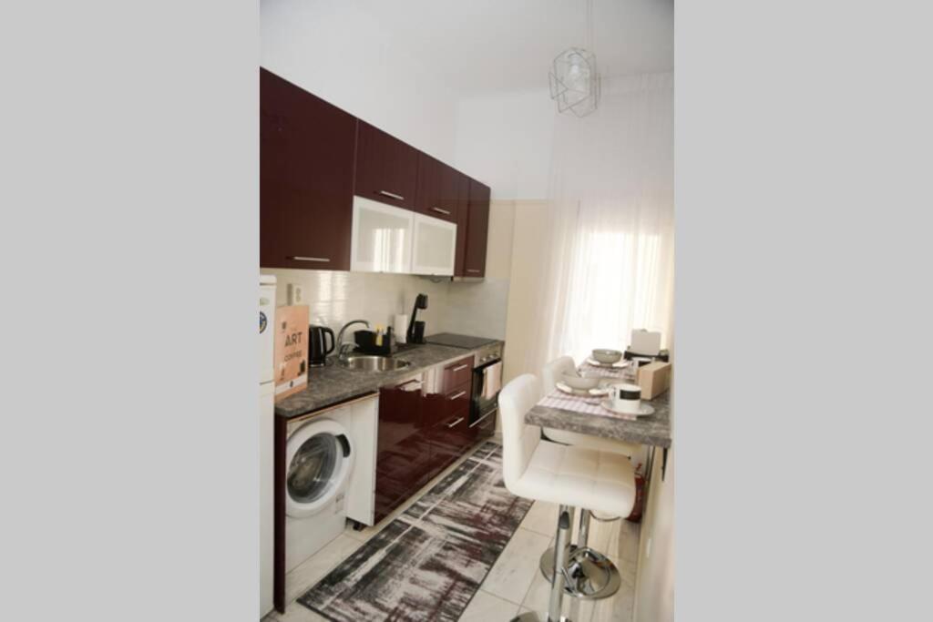 Strata Deluxe Apt. سالونيك المظهر الخارجي الصورة